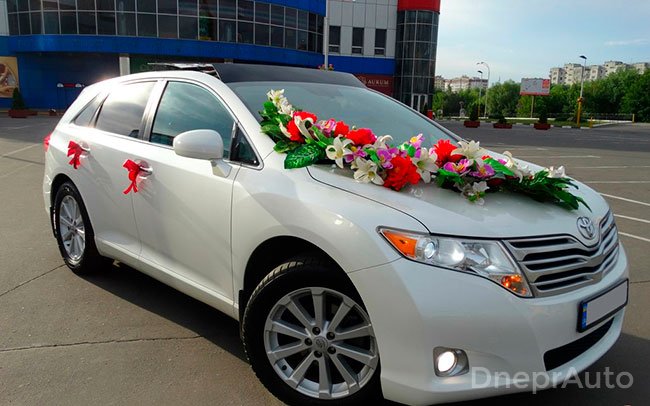 Аренда Toyota Venza на свадьбу Днепр