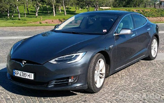 Аренда Tesla Model S на свадьбу Дніпро